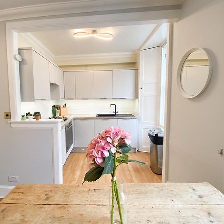 Rose Street'S Hidden Treasure- 2Bed Newly Refurbished Apt Edinburgh Exterior photo